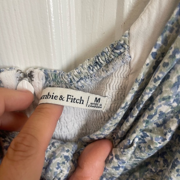 Abercrombie & Fitch Knot-Front Mini Dress - Picture 4 of 10